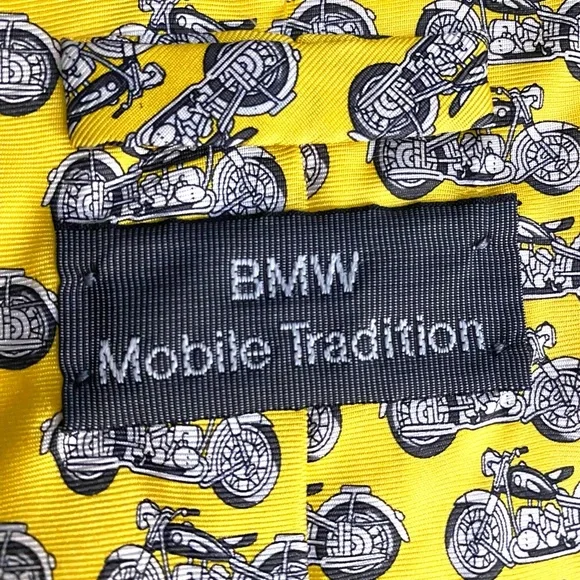 BMW Mobile Tradition 100% Silk Tie Yellow Novelty Motorcycles Made In Italy‎ - Picture 4 of 7